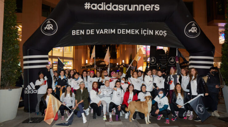 adidas’tan-dunya-kadinlar-gunu’ne-ozel-gece-kosusu