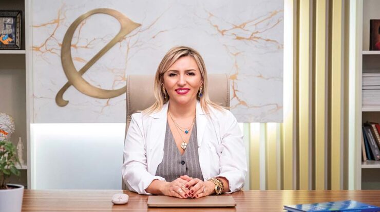 op-dr.-esra-cabuk-comert-yeni-yukselen-trend-ic-dudak-estetigi